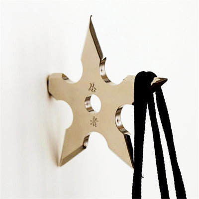 Crochet métal original en ninja forme d'étoile